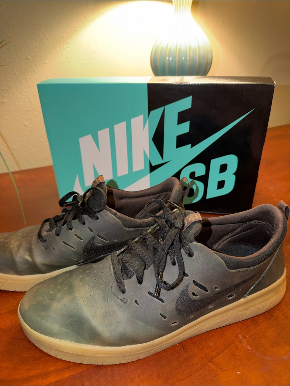 Nike Men’s Sneakers - Teal/Black